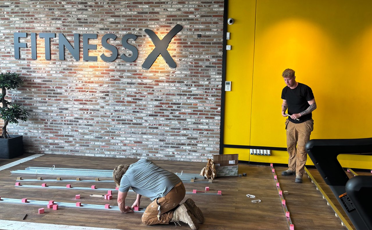 Image of installation of Floor System VT-BAT